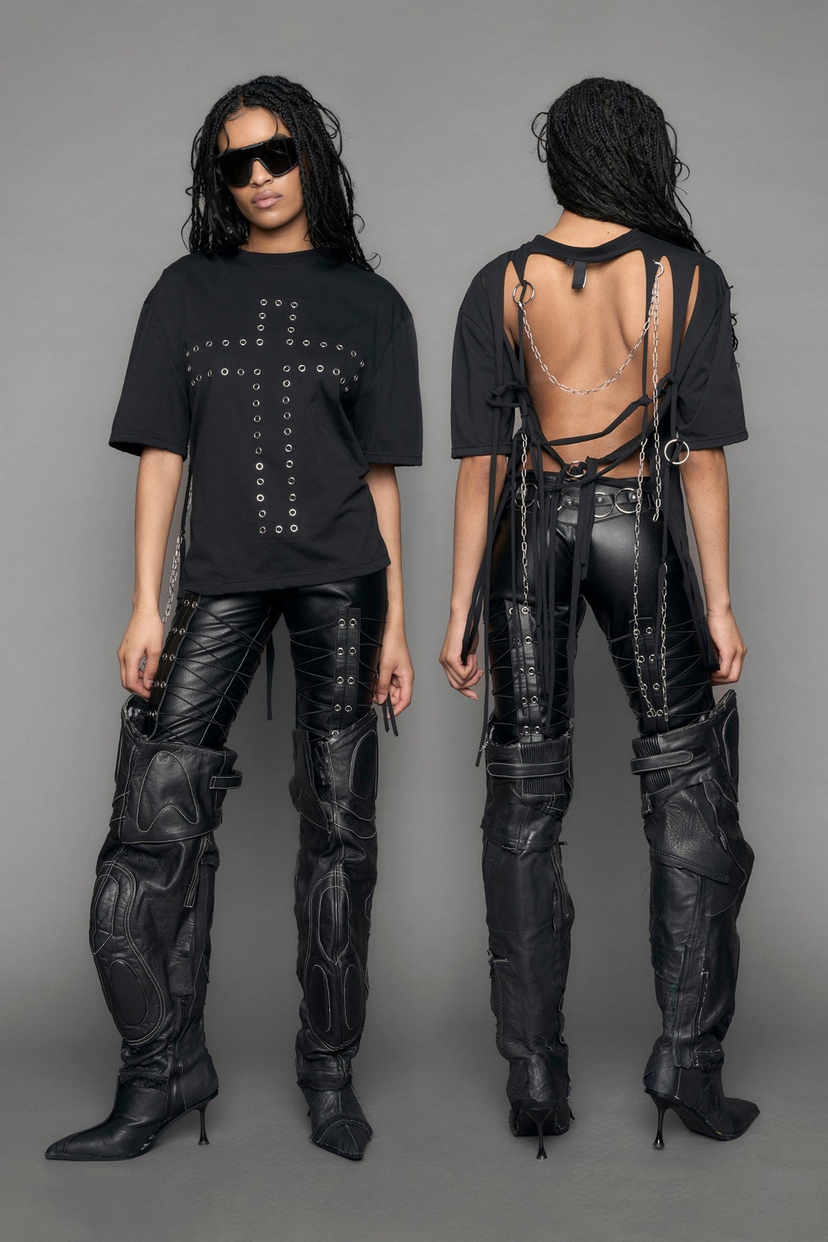 Black print decosntructed cotton Tshirt with chained back