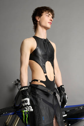 cut out body pouch black