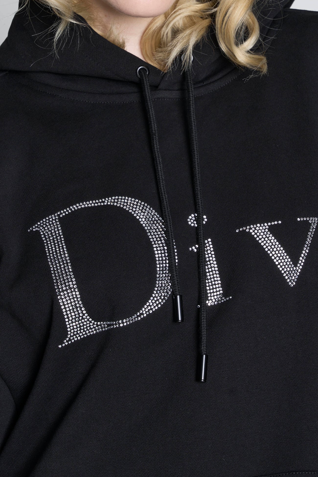 Namilia Diva Hoodie Black