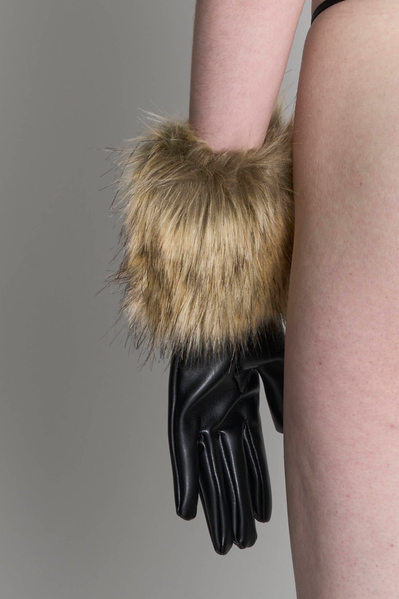 NAMILIA - Midnight Faux Fur Gloves - Shop now