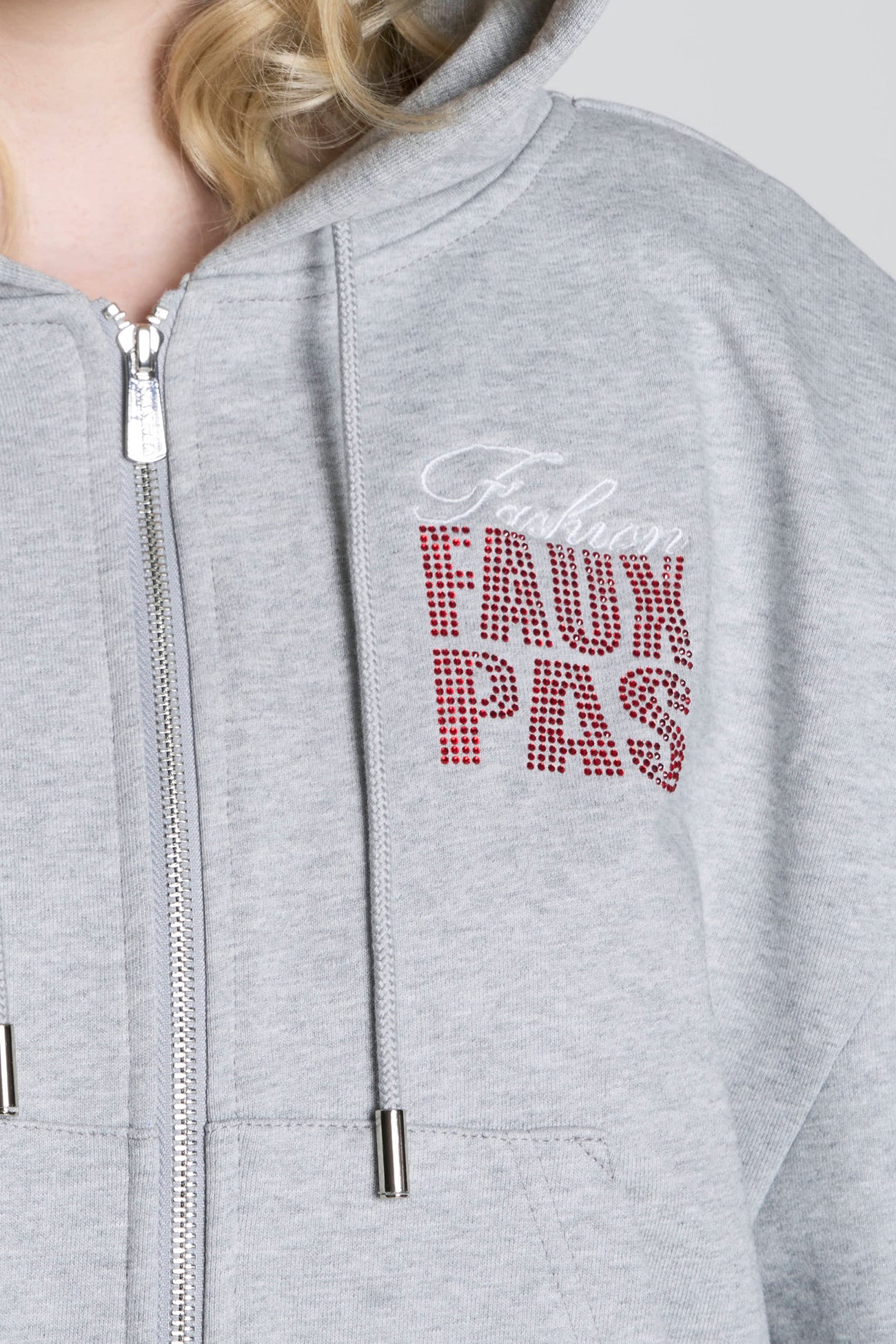 NAMILIA - Faux Pas Crop Zip Hoodie - Shop now NAMILIA - Faux Pas Crop Zip Hoodie - Shop now