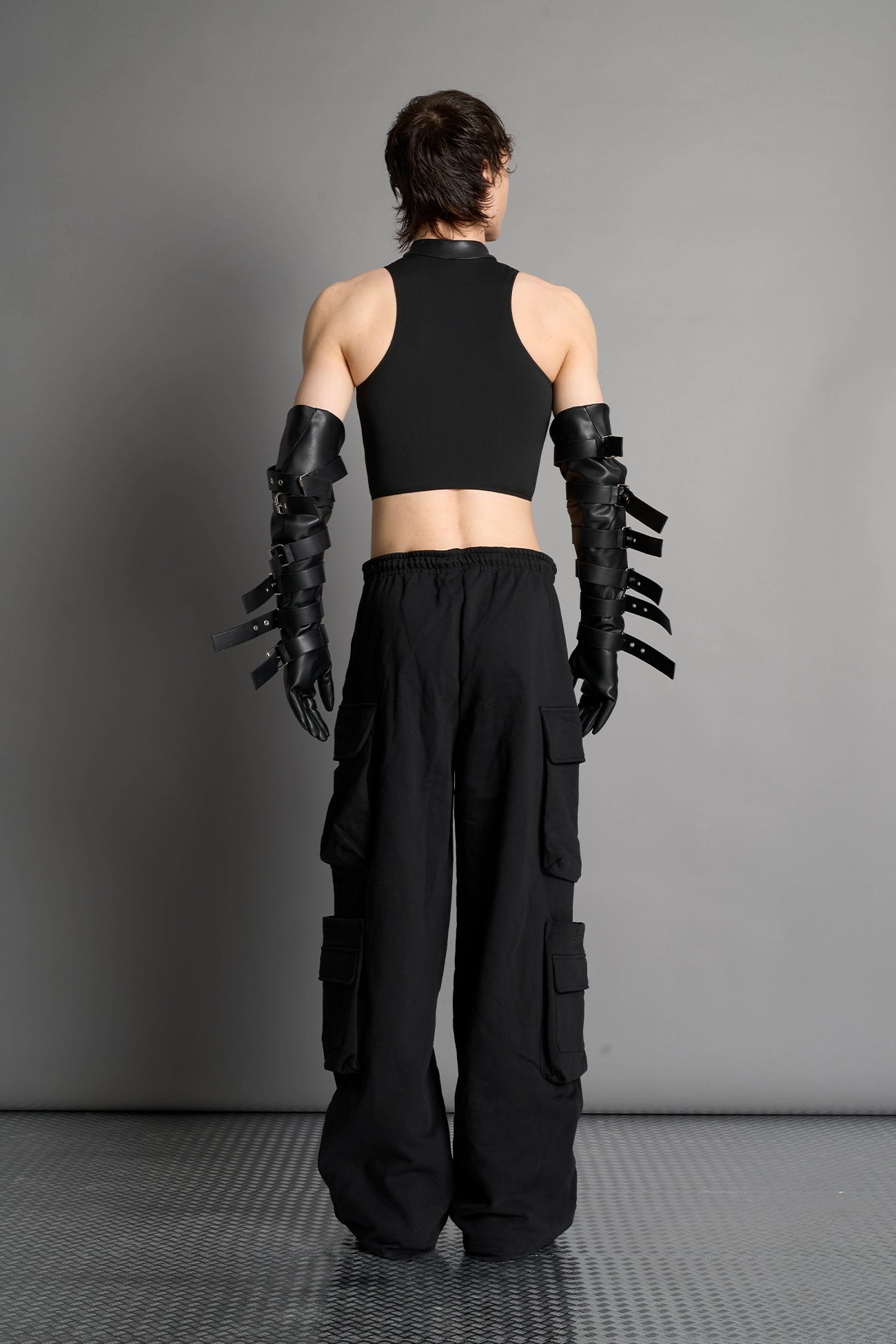 NAMILIA - Piercing Top - Shop now