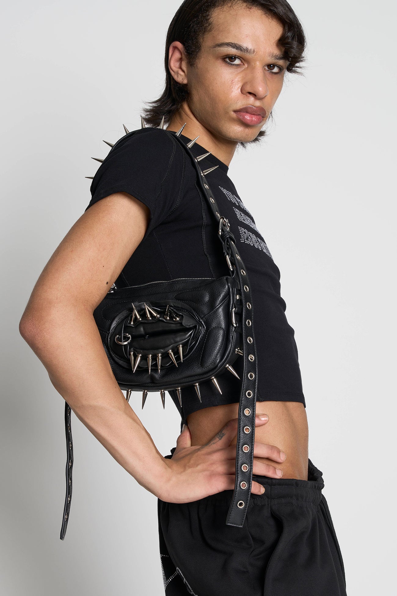 Namilia Vulva Spike Bag Black